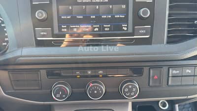 Volkswagen T6.1 Transporter 2,0 TDI*9-SITZE*PDC*KLIMA* — slika 11