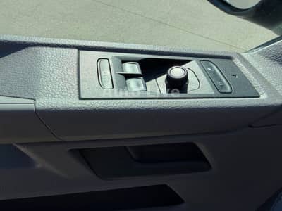 Volkswagen T6.1 Transporter 2,0 TDI*9-SITZE*PDC*KLIMA* — slika 22