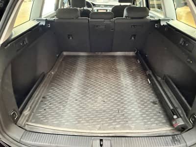 Volkswagen Passat Variant Basis/Navi/Kamera/LED/ErsterH/TOP — slika 18