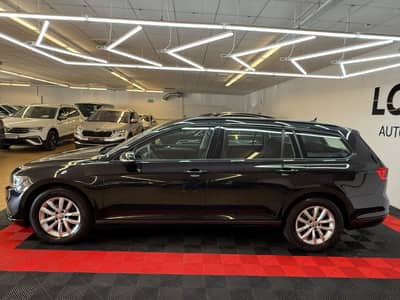 Volkswagen Passat Variant Basis/Navi/Kamera/LED/ErsterH/TOP — slika 7