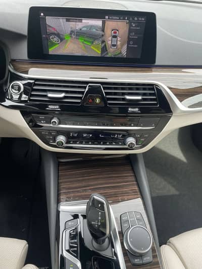 BMW 530 d xDrive Sport Virtuel/ Sitzbelüft./TOP View — slika 13