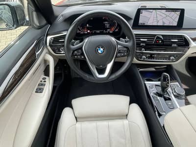 BMW 530 d xDrive Sport Virtuel/ Sitzbelüft./TOP View — slika 10