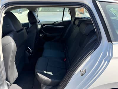 Skoda Octavia Combi Style 2.0 TDI Leder/Keyl. — slika 11