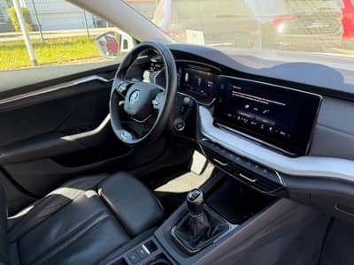 Skoda Octavia Combi Style 2.0 TDI Leder/Keyl. — slika 8