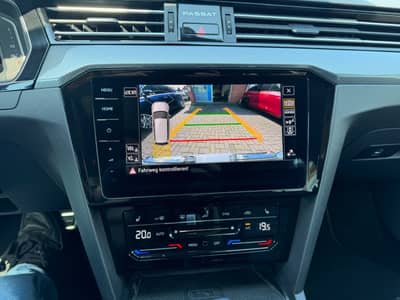 Volkswagen Passat Variant 2.0 TDI R LINE 4M PANO CAM AHK — slika 12