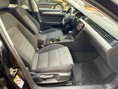 Volkswagen Passat Variant Business/Navi/LED/Kamera/TOP — slika 15
