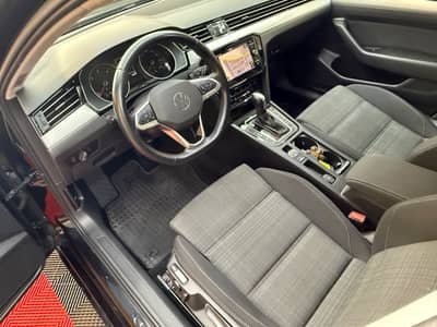 Volkswagen Passat Variant Business/Navi/LED/Kamera/TOP — slika 11