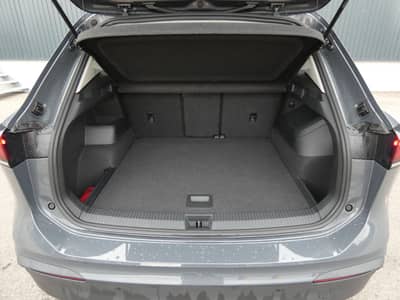 Volkswagen Tiguan 2.0 TDI DSG 1-Hand Navi HUD PANO LED 360° — slika 23