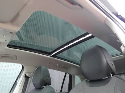 Volkswagen Tiguan 2.0 TDI DSG 1-Hand Navi HUD PANO LED 360° — slika 20