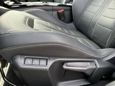 Opel Mokka e Ultimate Navi/LED/Massage/PDC+Kamera/Shz — slika 8