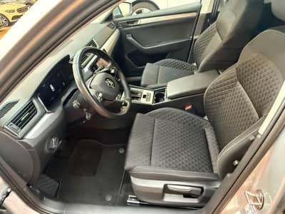 Skoda Superb Combi Ambition/Navi/LED/Kamera/TOP — slika 12
