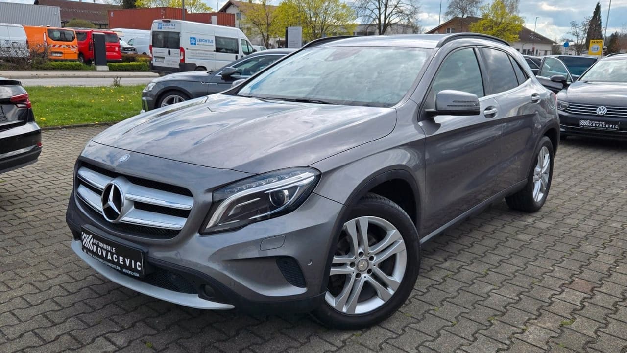 Mercedes-Benz GLA 220 CDI d 4Matic"Style"Kamera"Navi"T.Leder — slika 1