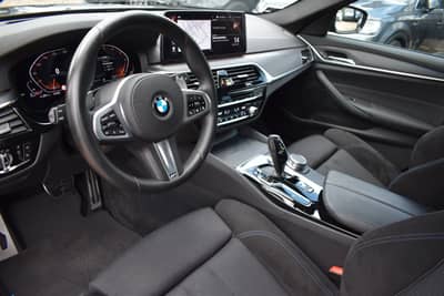 BMW 530d Touring xDrive MSport LASER/HUD/KEYLESS/AHK — slika 8