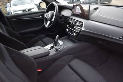 BMW 530d Touring xDrive MSport LASER/HUD/KEYLESS/AHK — slika 7