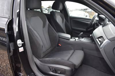 BMW 530d Touring xDrive MSport LASER/HUD/KEYLESS/AHK — slika 12