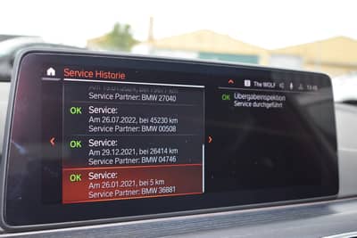 BMW 530d Touring xDrive MSport LASER/HUD/KEYLESS/AHK — slika 42