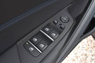 BMW 530d Touring xDrive MSport LASER/HUD/KEYLESS/AHK — slika 24