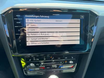Volkswagen Passat 2.0 TDI Var.*DSG*VIRT*PAN*IQ*NAVI*AHK*360 — slika 17