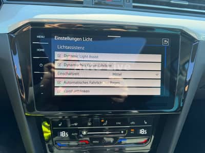 Volkswagen Passat 2.0 TDI Var.*DSG*VIRT*PAN*IQ*NAVI*AHK*360 — slika 20