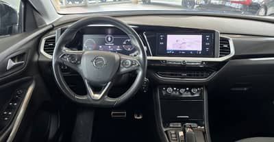 Opel Grandland GS Line LED KAMERA — slika 11