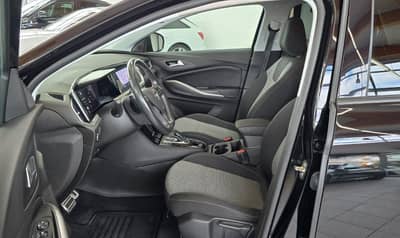 Opel Grandland GS Line LED KAMERA — slika 14