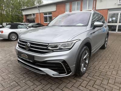 Volkswagen Tiguan Allspace R-LINE 4M HUD KEYLESS PANO DCC — slika 2