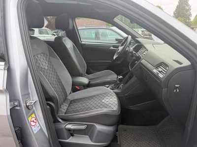 Volkswagen Tiguan Allspace R-LINE 4M HUD KEYLESS PANO DCC — slika 9
