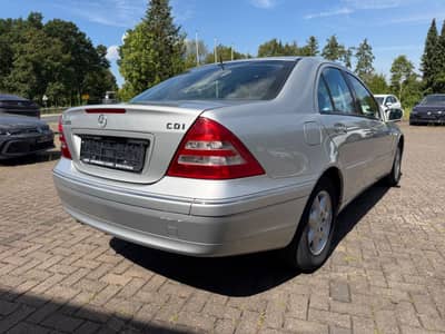 Mercedes-Benz C 220 CDI ELEGANCE Automatik — slika 12