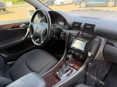 Mercedes-Benz C 220 CDI ELEGANCE Automatik — slika 9