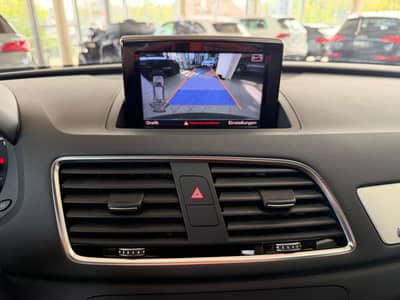 Audi Q3 2.0TDI S-Tronic Quattro 3x S-Line Kamera Lede — slika 20