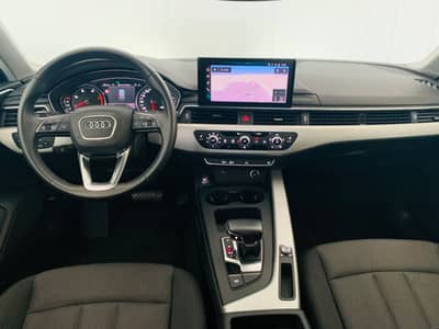 Audi A4 Avant 35 TDI S-tronic°PANORAMA°AHK°ACC° — slika 15
