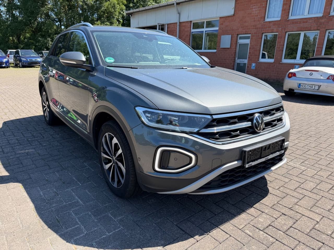 Volkswagen T-Roc Style 2.0 TDI Navi/LED/AID/LEDER — slika 1