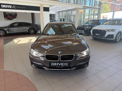 BMW 318 d xDrive Lim. Luxury-Line Navi BI-Xenon PDC — slika 3
