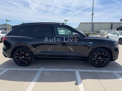 Volkswagen Touareg 3.0 TSI*R LINE*BlackS*PAN*MATRI*LUFT*VOL — slika 6