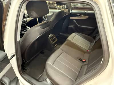 Audi A4 Avant 35 TDI/Navi/LED/Erster H./TOP — slika 17