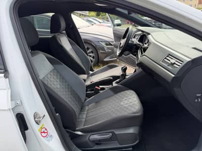 Volkswagen Taigo R-Line Pano/Kamera — slika 9