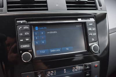 Nissan Pulsar N-Tec Keyless go Navi Kamera DAB — slika 16