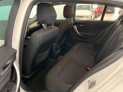 BMW 118 d xDrive Advantage°LED°SHZ°TEMPOMAT° — slika 11
