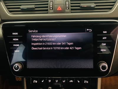Skoda Superb Combi Ambition DSG°AHK°LED°SHZ°Apple-Car° — slika 13