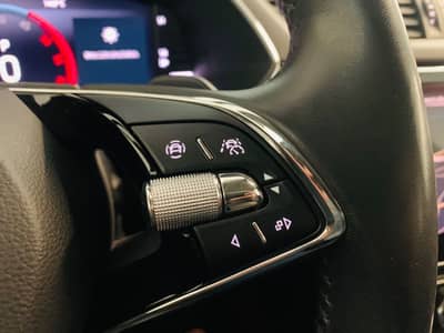 Skoda Superb Combi Ambition DSG°AHK°LED°SHZ°Apple-Car° — slika 22