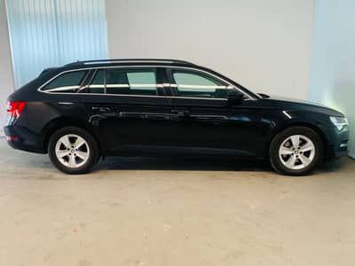Skoda Superb Combi Ambition DSG°AHK°LED°SHZ°Apple-Car° — slika 6
