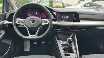 Volkswagen Golf VIII Lim. Life 2.0 TDI — slika 9