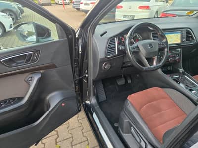 Seat Ateca 2.0 TDI"Xcellence"Pano"Matrix"Kamera"Alcan — slika 6