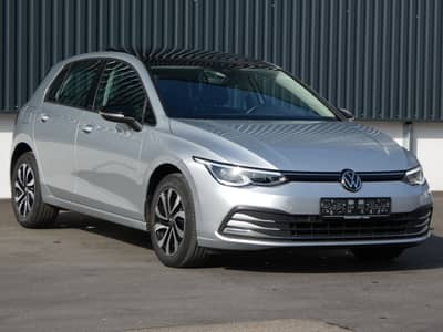 Volkswagen Golf 2.0 TDI Matrix-LED Navi Panorama Kamera ACC — slika 23