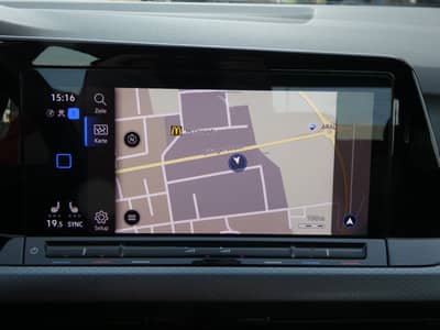 Volkswagen Golf 2.0 TDI Matrix-LED Navi Panorama Kamera ACC — slika 9