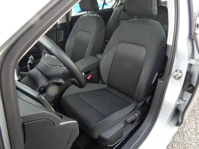 Volkswagen Golf 2.0 TDI Matrix-LED Navi Panorama Kamera ACC — slika 5