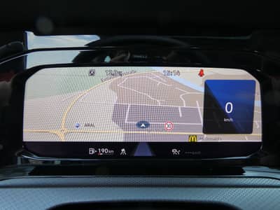 Volkswagen Golf 2.0 TDI Matrix-LED Navi Panorama Kamera ACC — slika 14