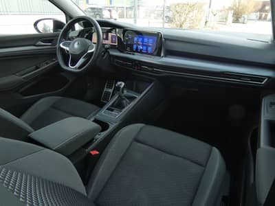 Volkswagen Golf 2.0 TDI Matrix-LED Navi Panorama Kamera ACC — slika 2