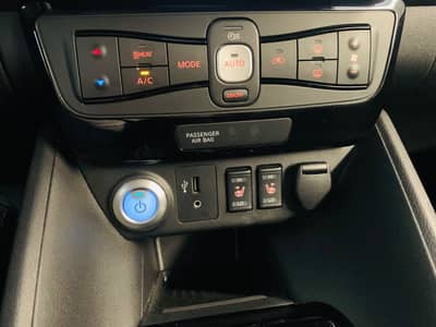 Nissan Leaf N-Connecta°KAMERA°SHZ°NAVI°PDC°2.Hd° — slika 23