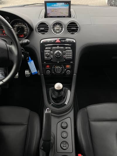 Peugeot RCZ JBL/Nav/PDC/Xenon/Memory/Tempomat/Sitzheizun — slika 10